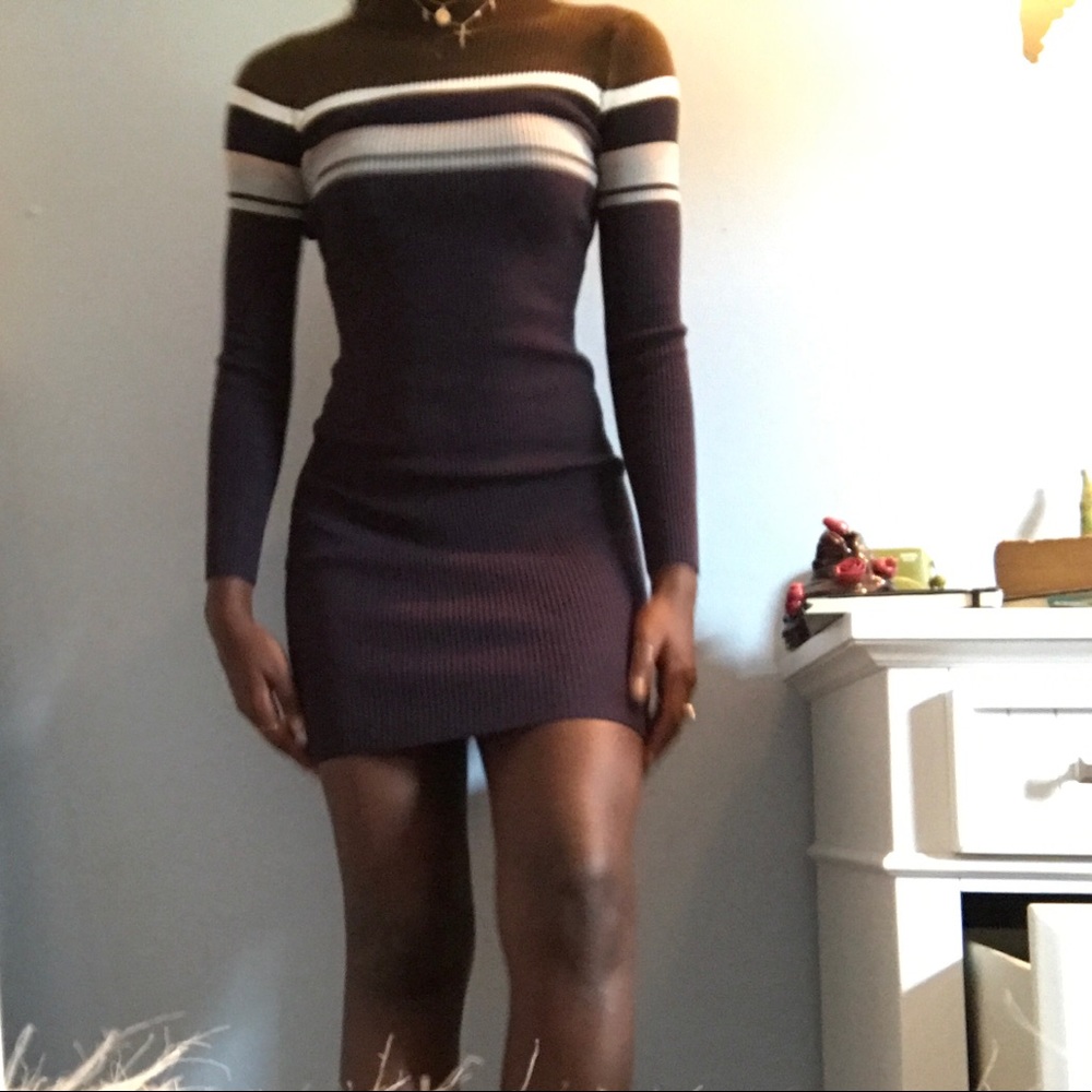 LONG SLEEVE BODYCON FITTED DRESS